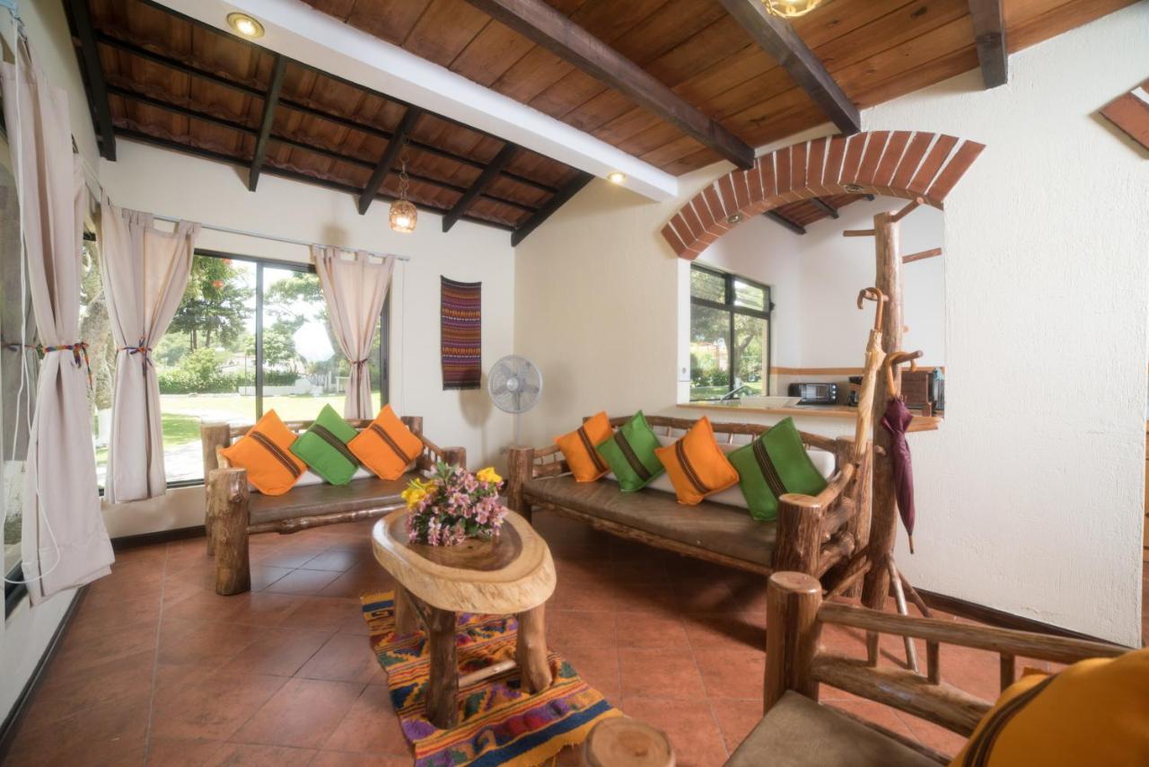 Villas Jucanya Super Higienizadas Panajachel Exterior photo
